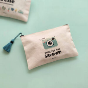 NECESER DISCOVER THE SUMMER SOBRE FONDO VERDE