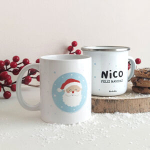TAZA NAVIDAD PERSONALIZADA DE CERÁMICA CON ILUSTRACION DE PAPA NOEL JUNTO A TAZA METALICA