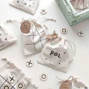 TRES EN RAYA PERSONALIZADO STARS SOBRE TABLERO